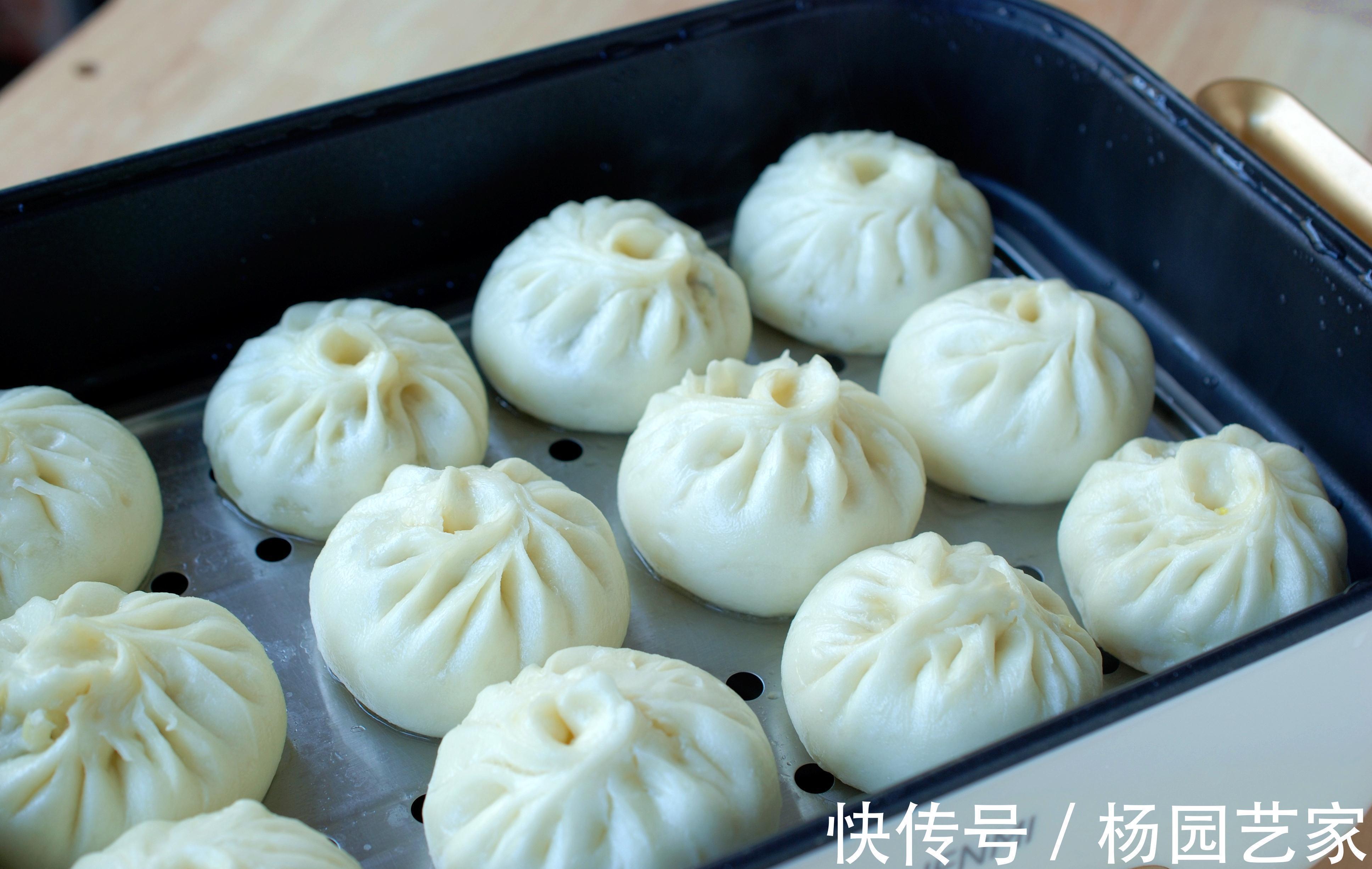 6块钱买了一大把，加4个鸡蛋蒸了2锅大包子，又鲜又嫩真香啊！