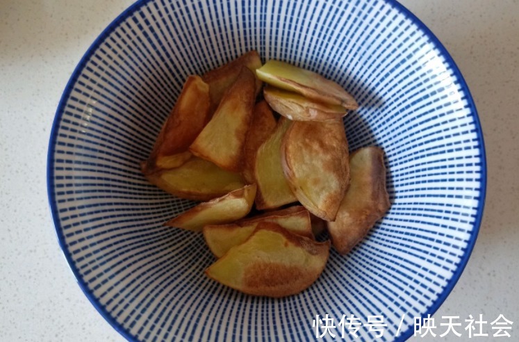 孩子|土豆的新吃法,上桌就被抢光,外酥里软,孩子很喜欢