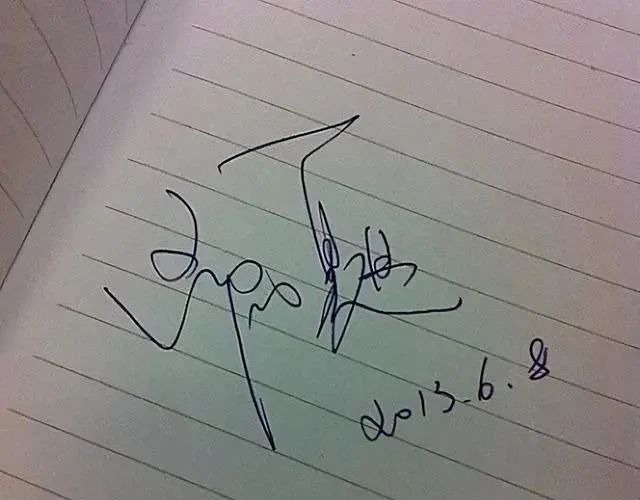 才女!淡出央视的欧阳夏丹,却写得一手精妙的书法,才女品质,笔笔惊艳