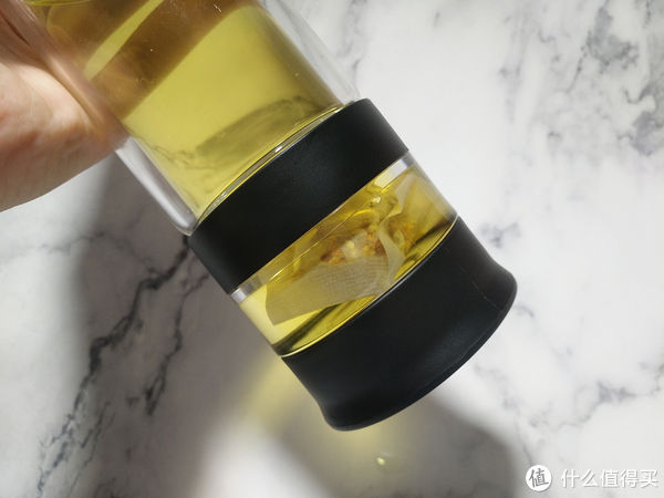 杯盖|苟且生活 篇三十二:智能显温兼茶水分离,Simita施密特·名享泡茶杯