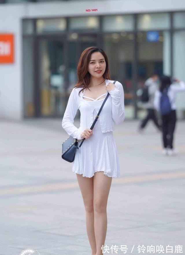 时尚 时尚俏皮的包臀裙穿搭凸显优雅态度,展现你的身材优势,时尚可爱!