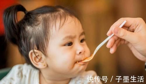 儿科医生|宝宝多大才能和大人随餐?过早吃“大人饭”,小心变成“重口味”