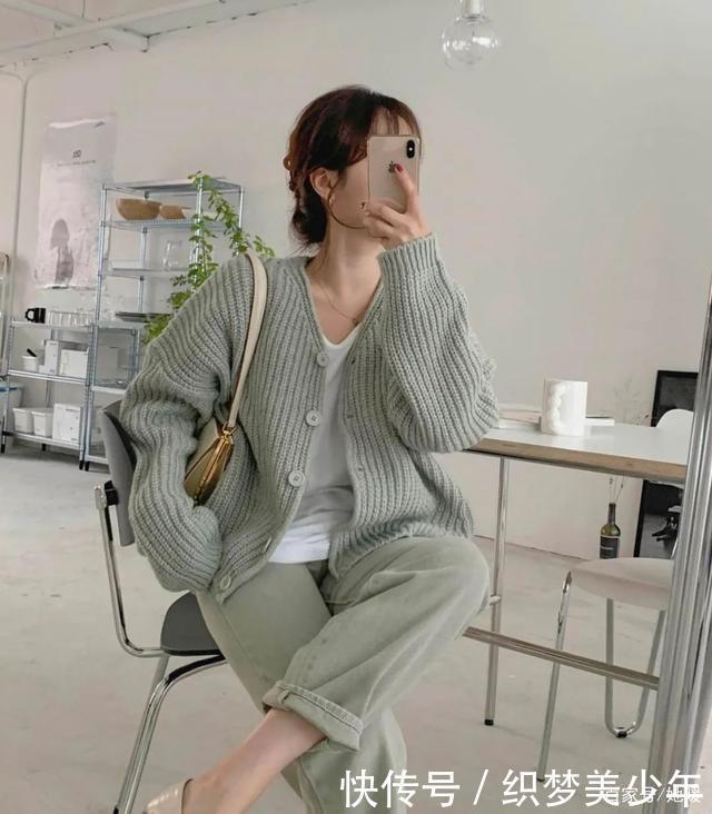 3 个偷懒穿搭公式 = 1分钟快速出门!