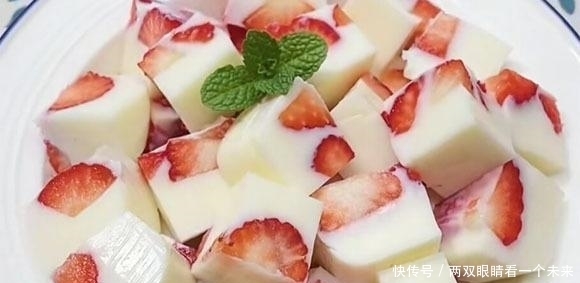 气温回暖了,这款甜品我家最近常吃,无需烤箱,熬一熬放凉就能吃