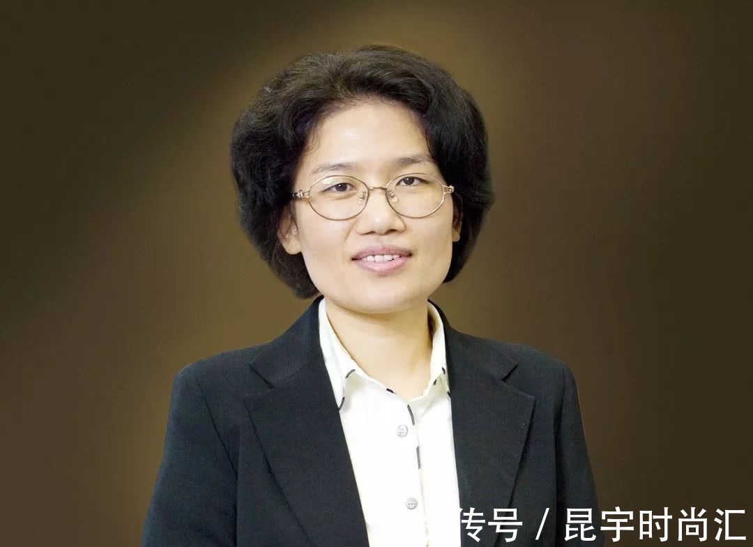 华为|鸿蒙班为何没“落户”清华?任正非质问何庭波:人跑了,你担责么