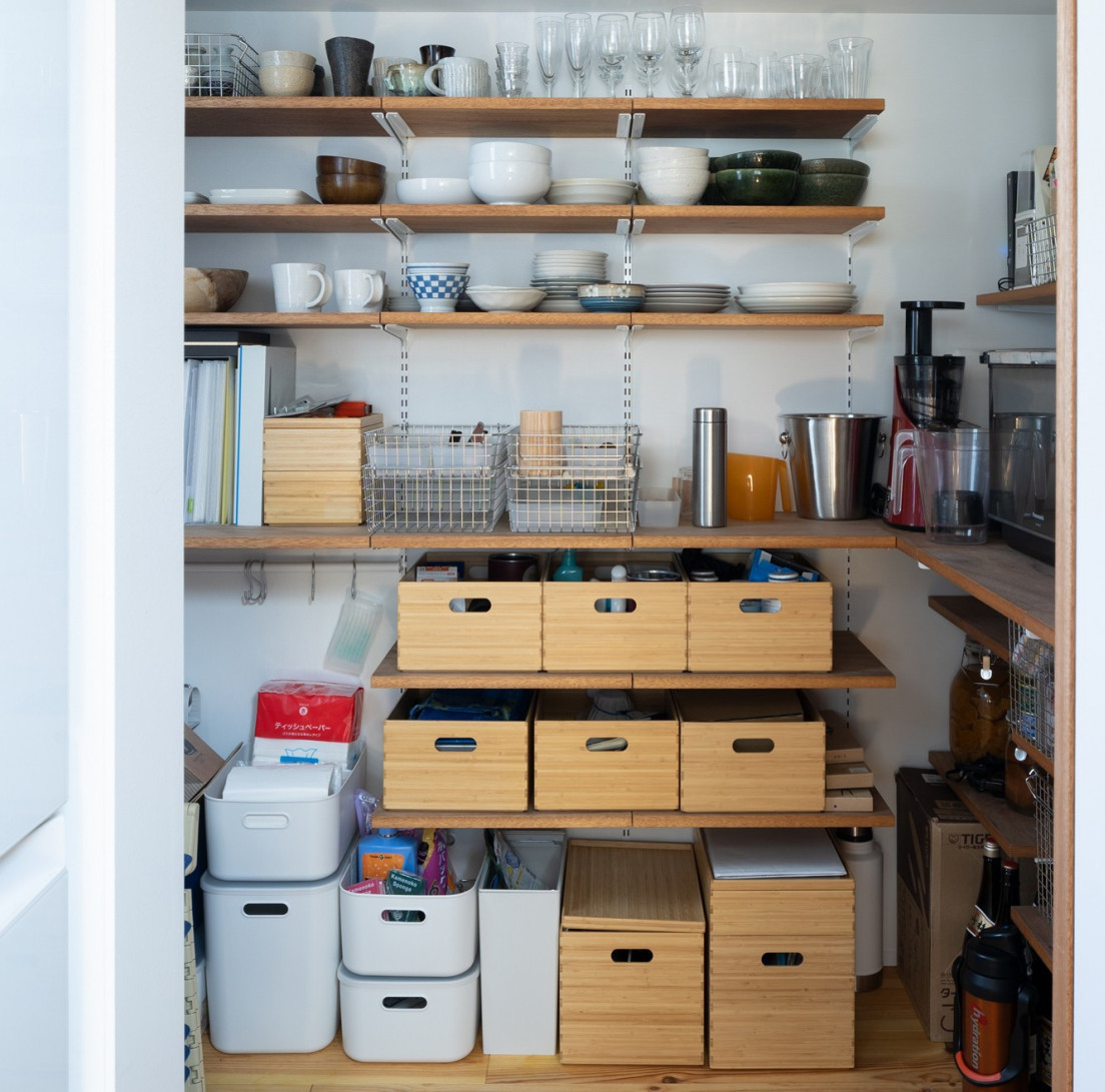 收纳|为何有钱人的厨房不装吊柜了头次见这种设计,真想回家拆了重装