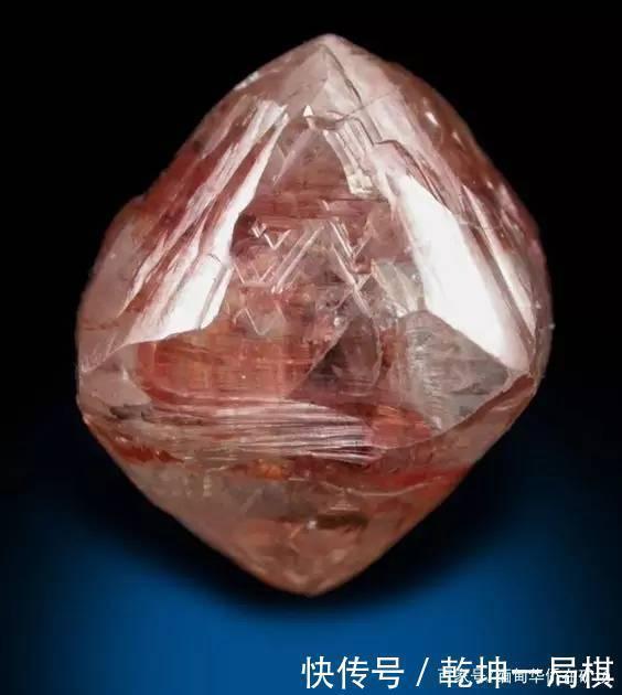 钻石的原石原来长这样,而且仅需这几招就可以鉴别