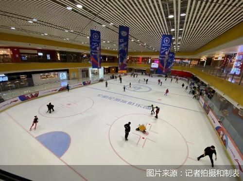 花样滑冰|金色冰雪｜年均30万 一位北京家长的花滑培训账单