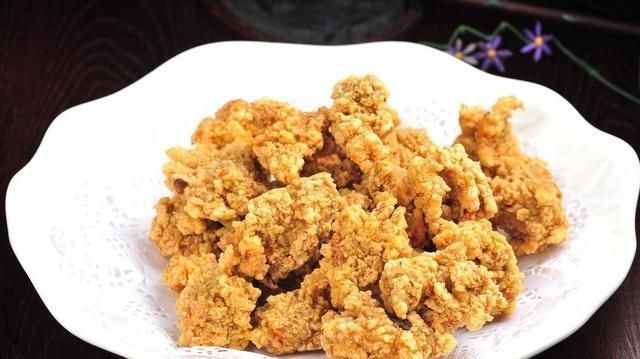 教你做美味的炸酥肉,方法简单,看一遍就能学会,大人小孩都爱吃