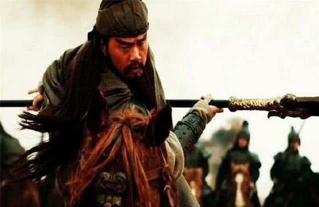 当中|赵云面对百万曹军能七进七出,为何关羽麦城被围却杀不出去