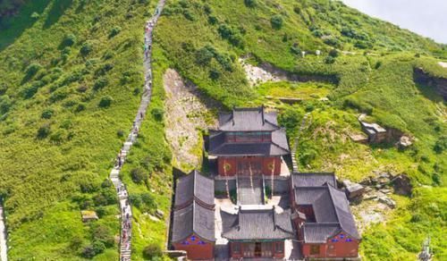 建寺|中国最神秘的寺庙，建寺500年没开过门，究竟是干嘛的