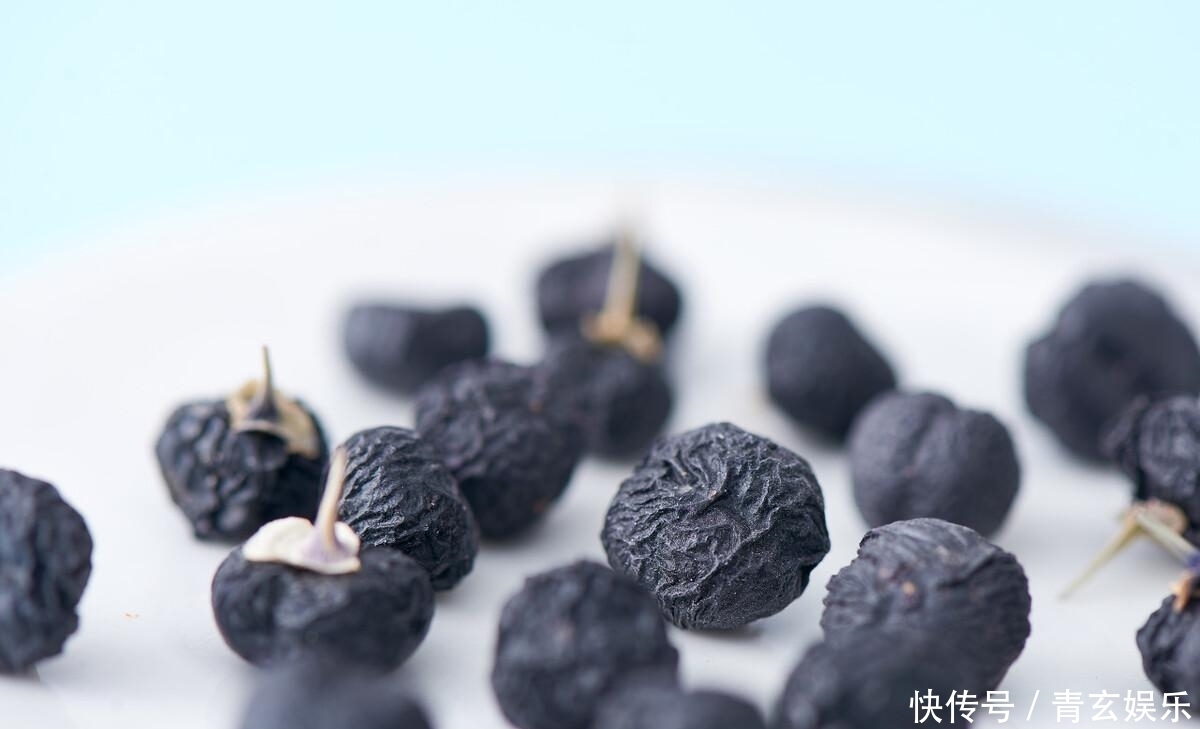 建议中老年人:冬季少吃大鱼大肉,多吃这3种“软黄金”,营养高补身体