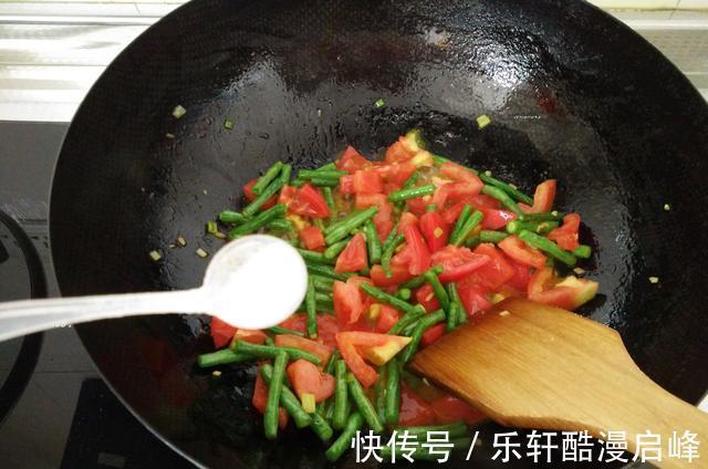 江一舟|不管炒啥青菜,牢记这3步,青菜碧绿不发黄不出水,很多人不知道
