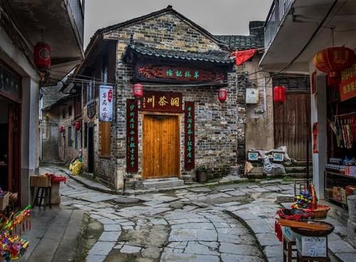 老年|别只知道西塘乌镇，国内这20个小众且原始的古镇一样值得去