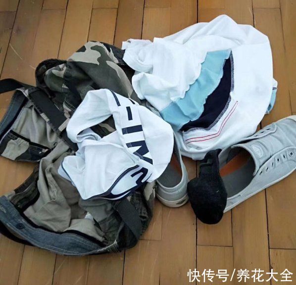 材料|这5种衣服污渍,只需最简单的材料清洗,家家都有