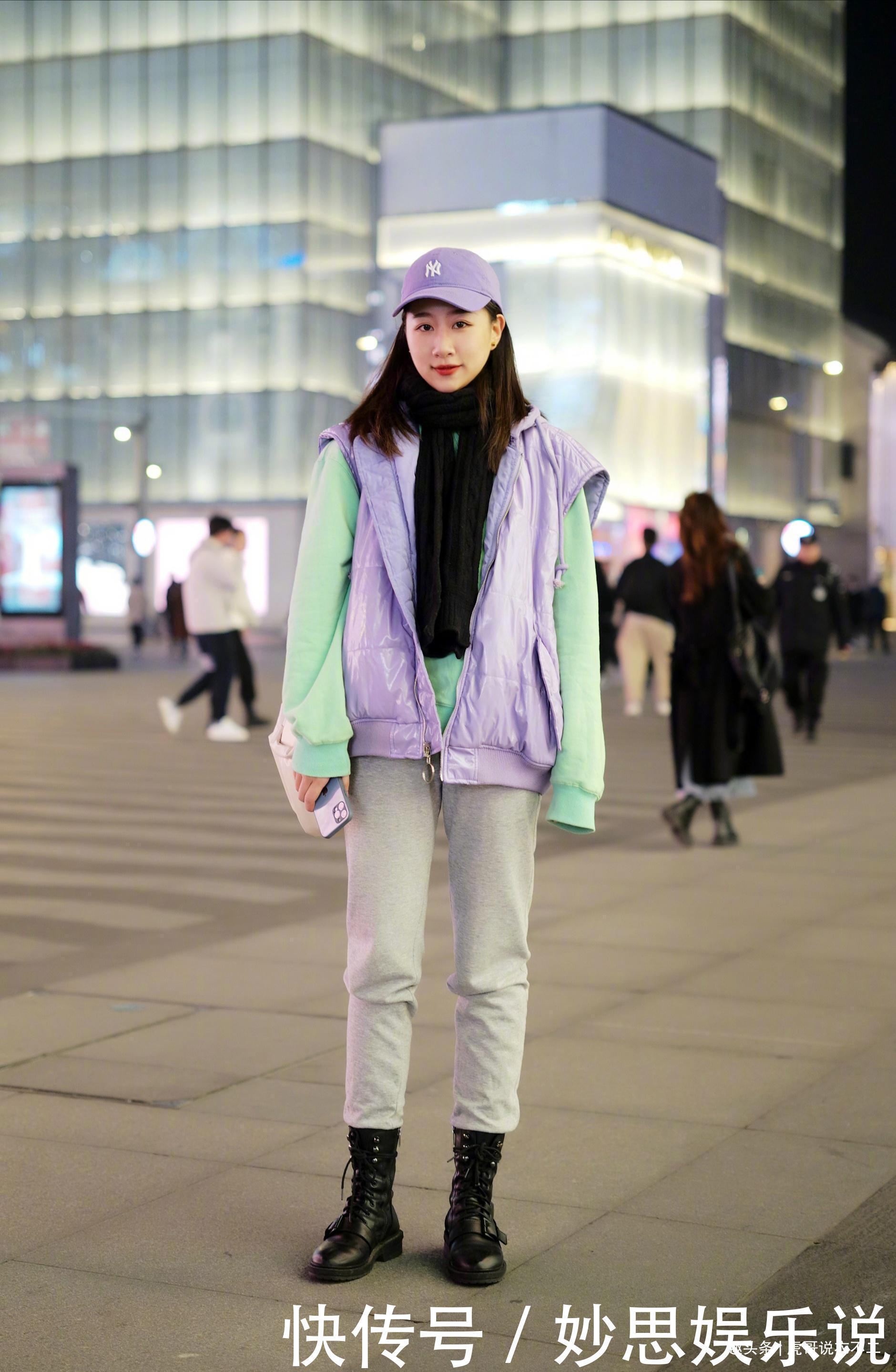 冬装怎么搭才好看又迷人看看街拍达人怎么穿，轻松变身时髦精