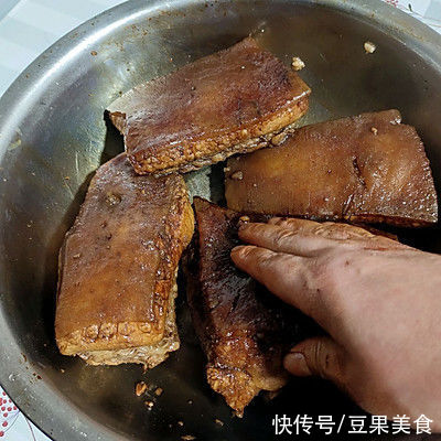 汁儿|梅菜扣肉，要的就是这个家常口儿