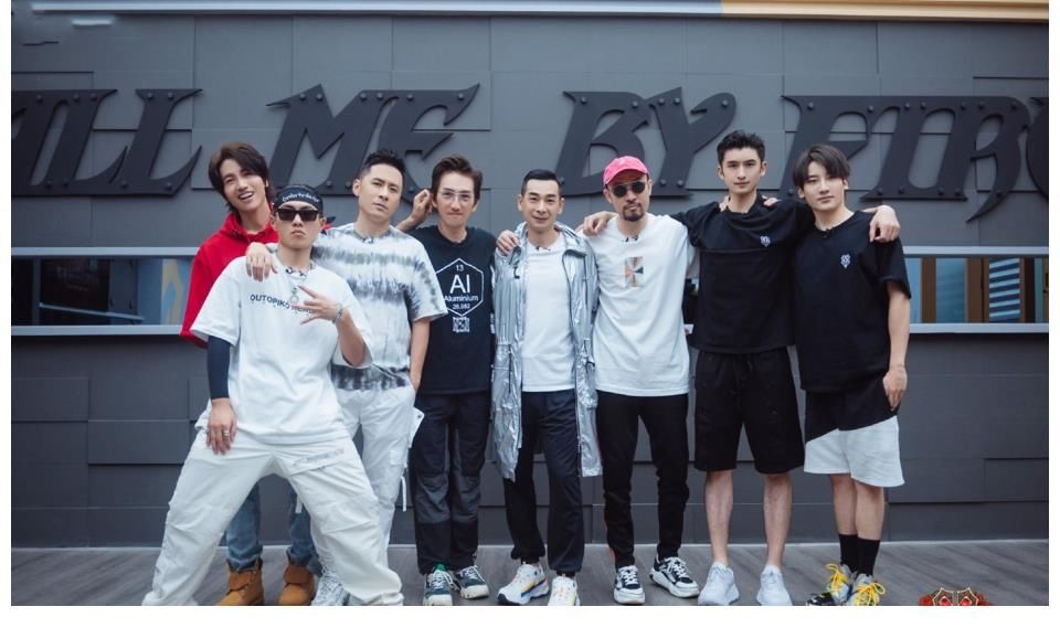 舞臺(tái)|《披荊斬棘的哥哥》：李云迪、麥亨利暫別舞臺(tái)，觀眾卻只為一人遺憾