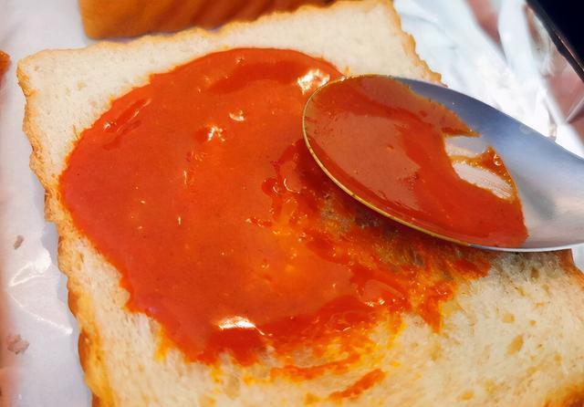 在家|用吐司替代披萨皮,在家就可以轻松吃披萨