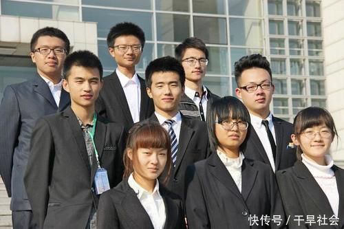 竞选|生个儿子,遇到这三种父母,容易消耗孩子的“阳刚之气”