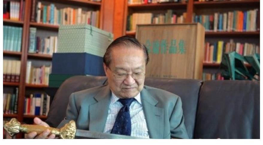 小龙女|杨过与小龙女重逢后，心中是否还爱郭芙？金庸用一语双关给出答案