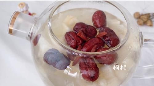 银耳|最止咳的不是蜂蜜而是它,常给家人们吃,润肺化痰,一年不咳嗽