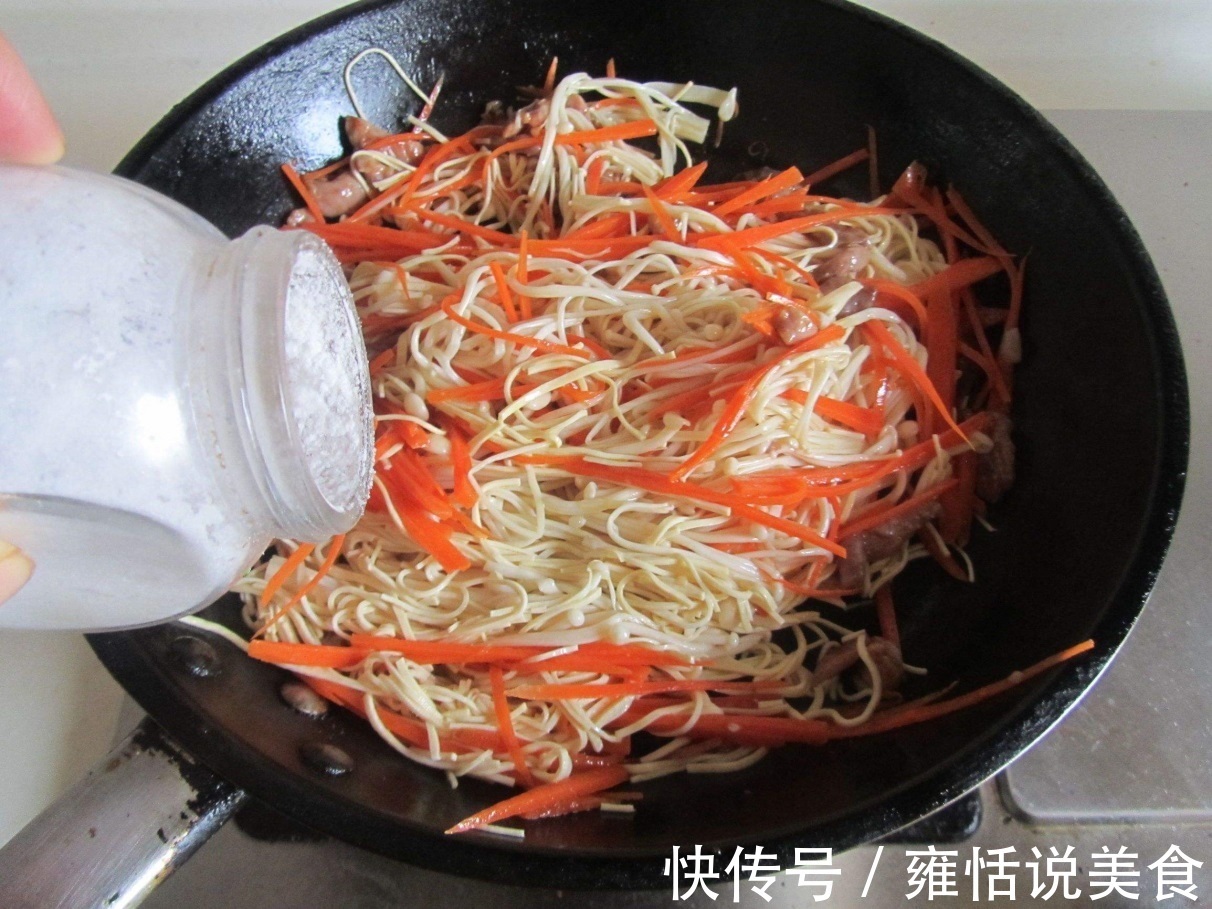 48年大厨用蚝油炒菜时，6个误区一定要避开，否则饭菜不好吃
