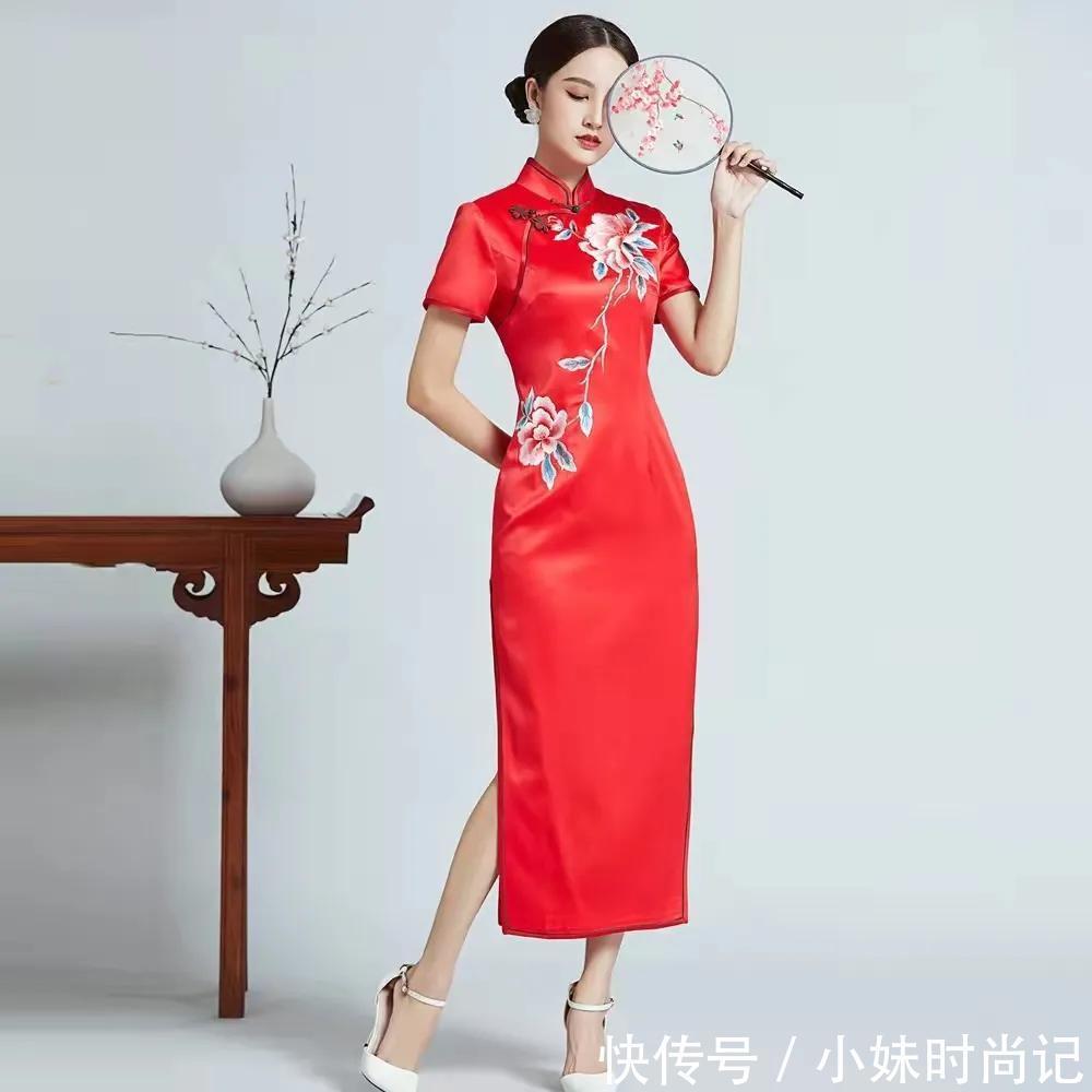 古典|宴会上的旗袍女人,优雅迷人!让你成为高端场所一道靓丽的风景线