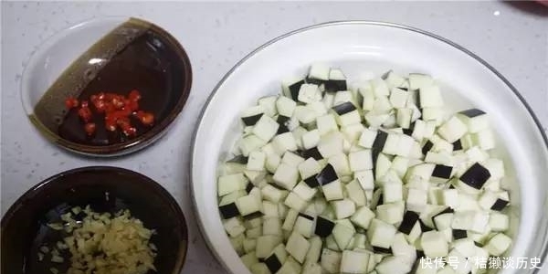 茄子总是炒不好?原来因为这个!一学就会!