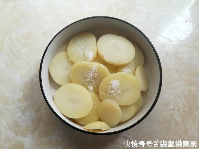 自从学会土豆这吃法，我家一周吃掉20斤，比包子馒头好吃又好做