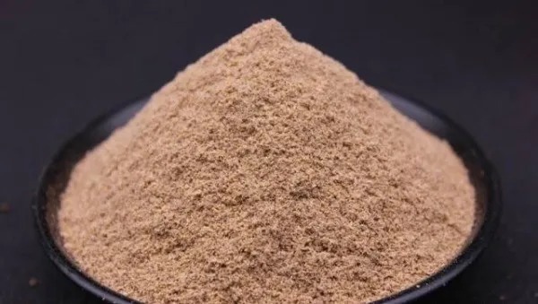 诱鱼|饵料里面若能加点“它们”,大鱼很快咬钩,比加小药更好用