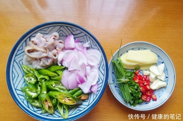 9月开海季,这道海鲜别错过,口感爽脆又鲜香,简单烹炒就很美味