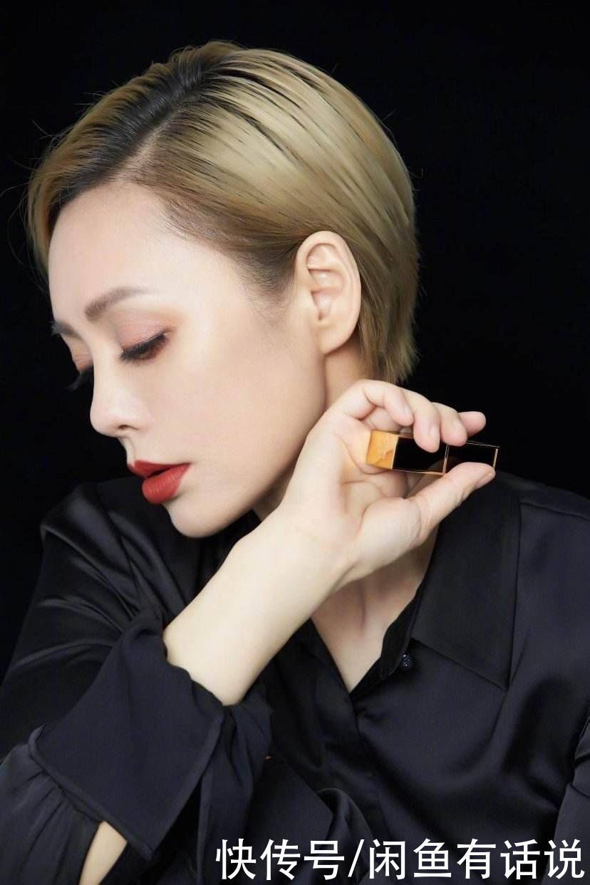 天生|女人脸上有这几个特征,是天生的“冻龄脸”,老了也是一枝花