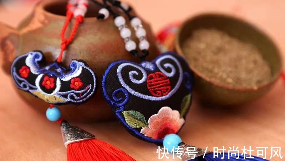 香囊$西峰:传统香包飘药香