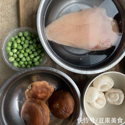 潮汕菌菇鸡肉粥你这么做，不怕你不上瘾