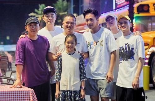 曾小贤|《哈哈哈哈哈》第二季，邓超鹿晗继续常驻，他的加入令观众更期待