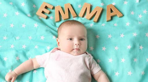 送杨氏女|爸爸姓吉，医生误将出生证明打错，宝爸看后不怒反笑不改了