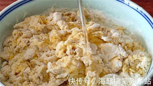 好吃|燕麦这样做太好吃了,往里面加3个鸡蛋,比油条好吃,比馅饼简单