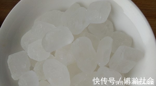 花生|“钙王”被发现,鸡蛋牛奶都靠边,孩子常吃它长高个,记忆力强!