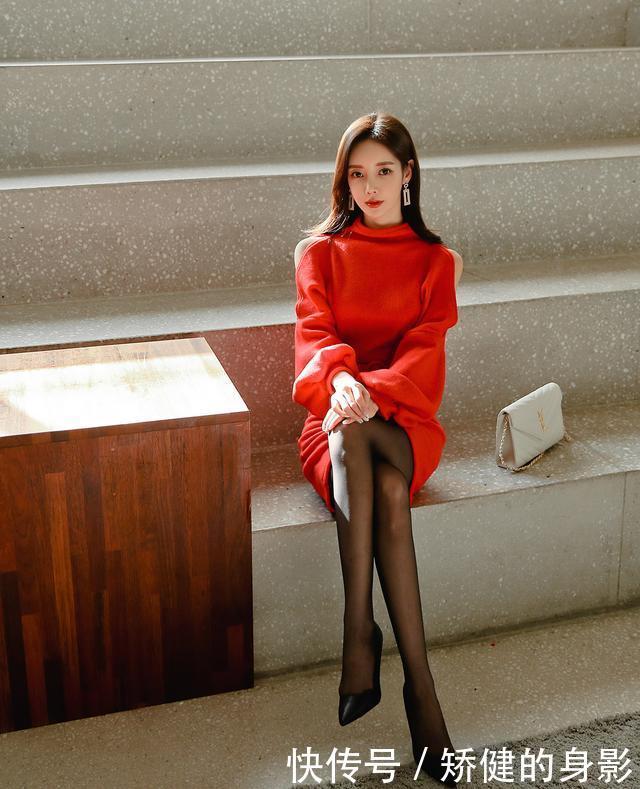 女神孙允珠时尚穿搭气质裙装,优雅洒脱