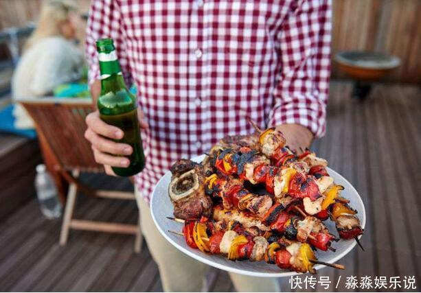 劝告:甲状腺结节患者,远离这5种食物,结节会慢慢好转