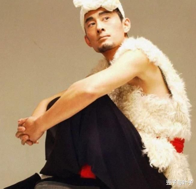 放羊娃|在借星光大道走红的阿宝,身份造假,现状悲惨