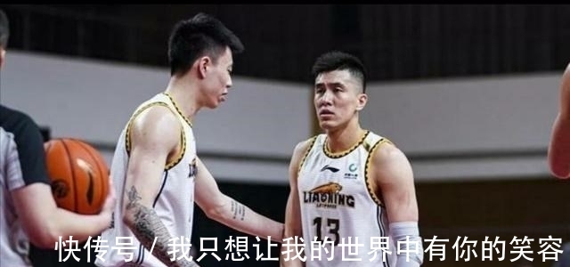 单打|欠郭艾伦一个道歉!他是单打独斗,胡明轩单打是形势所迫,为什么