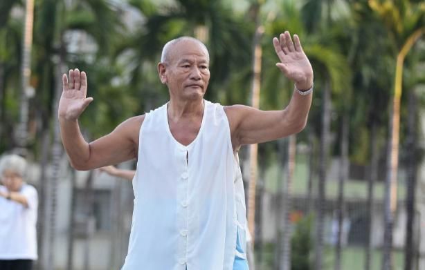 养生|老年人要如何养生才长寿?专家:以下2大误区别乱碰,了解下