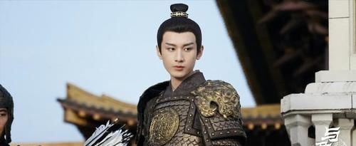 《与君歌》收视创新低，电视台事业粉再度出击，写歌写诗嘲讽不停