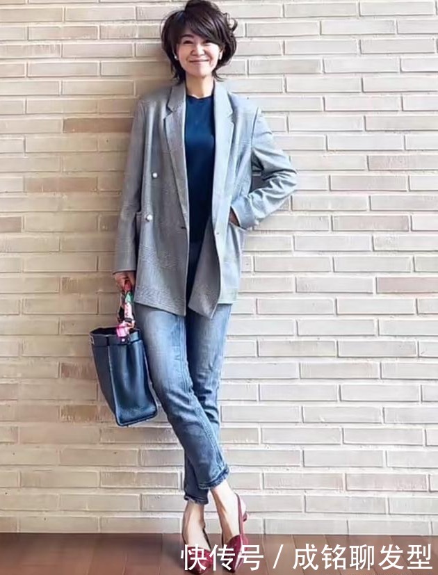 身材|这位50岁小个子博主,凭借减龄大气的穿搭出圈,美得猜不出年龄