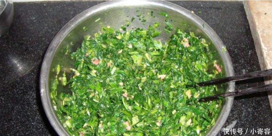 冬至别再吃猪肉大葱饺子,用“此物”包饺子,味道鲜美,还补血!