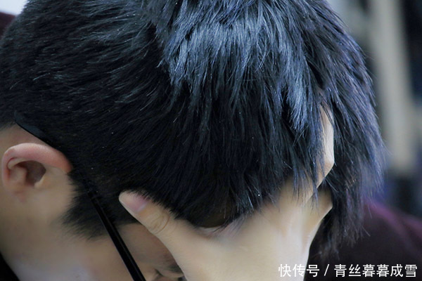 症状|几块钱一瓶的谷维素,能治哪些病适量补充,好处或会主动找上门