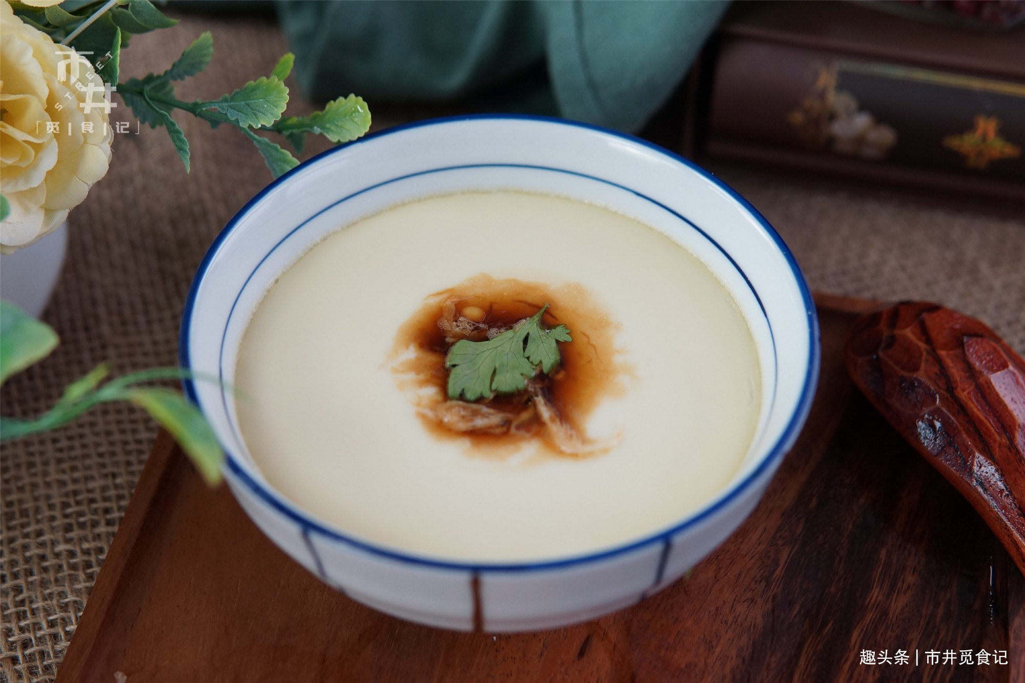 做豆腐脑的高级做法,不用任何卤水,1个鸡蛋搞定,香滑细腻