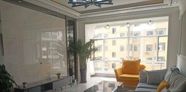 吊顶|新房装完立马晒到朋友圈，全屋一共花76W，朋友都说不可能